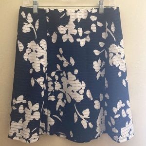 Renee C Lidia Printed Swing Skirt in Navy with White Floral - Size LP - NWT